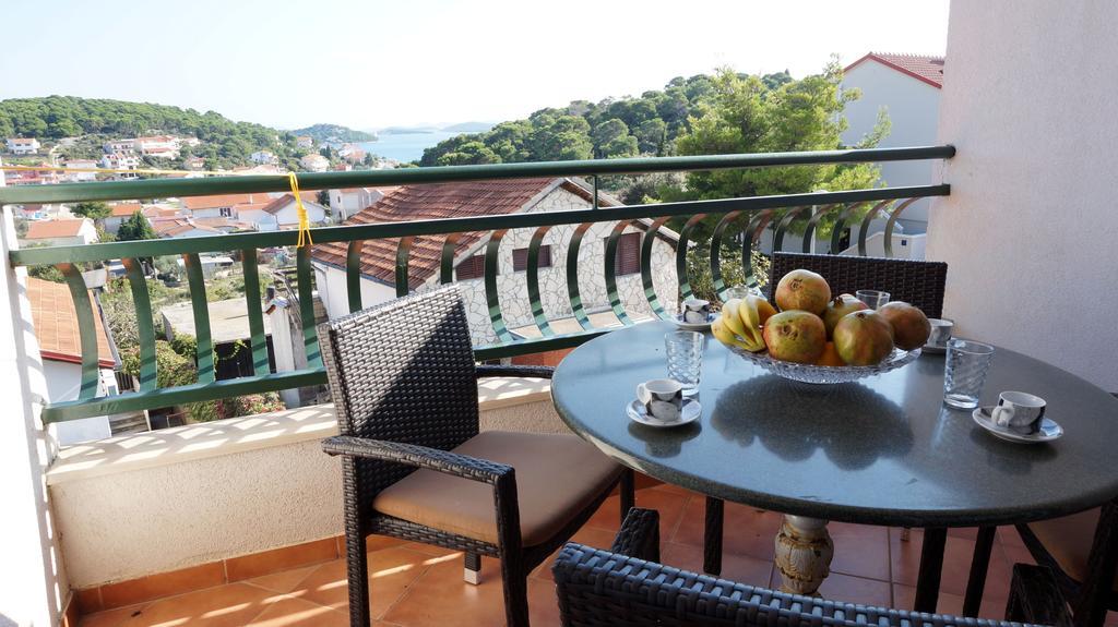 Villa Dvorine Tisno Pokoj fotografie